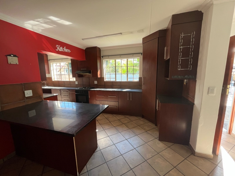 4 Bedroom Property for Sale in Waterkloof A H North West